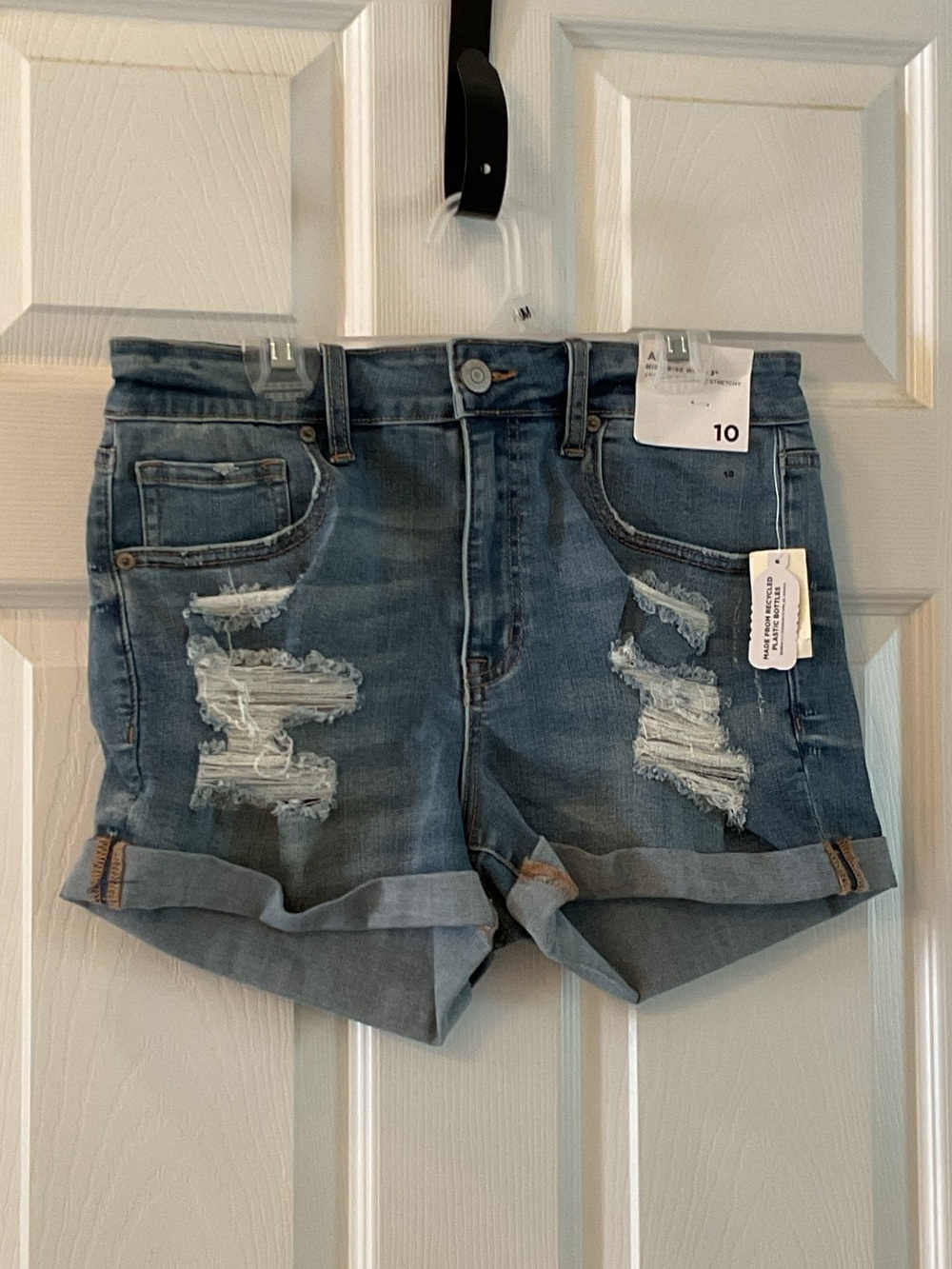 Aeropostale NWT Womens Size 10 Blue Distressed Shorts